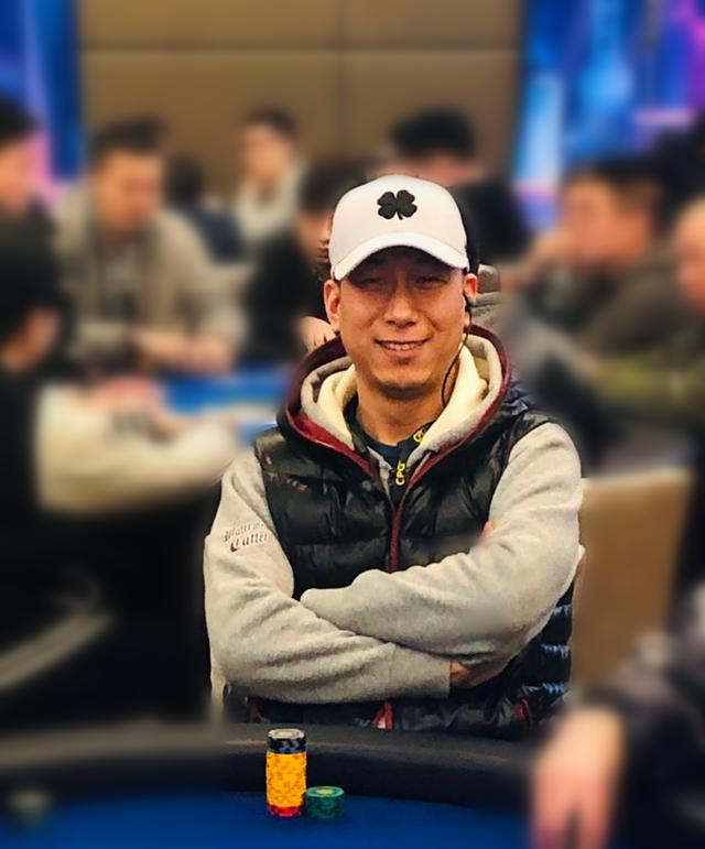 德州扑克 站起_德州扑克锦标赛赛制_切西瓜战队成员介绍