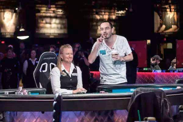 WSOP扑克赛事规范_德州扑克全国比赛规则_WSOP比赛规则