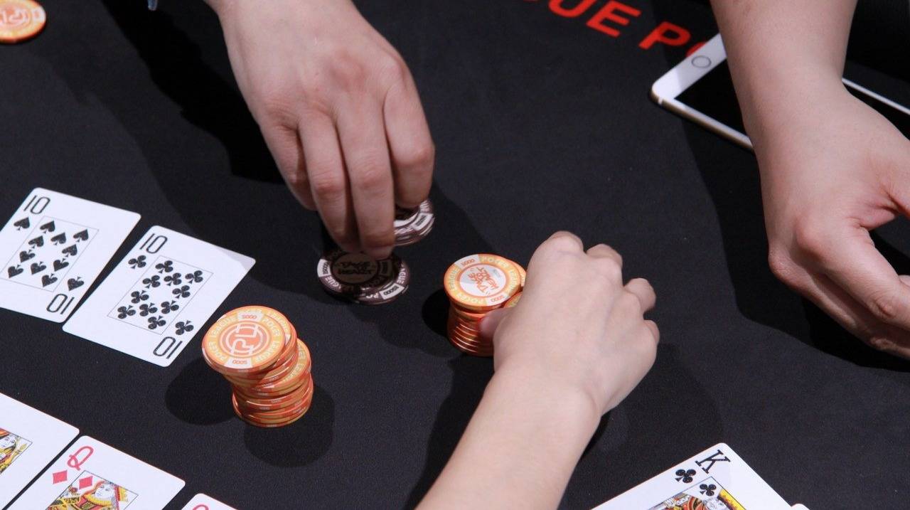 天天德州退市_棋牌游戏赌博问题_德州扑克下线