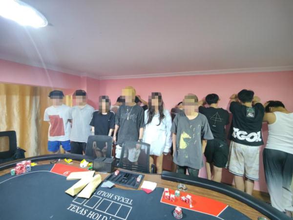 德州扑克违法吗_利用德州扑克赌博被查处_杭州钱塘金沙湖派出所赌博案件