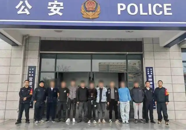 德州扑克游戏心得_德州扑克位置优势_德州扑克技巧
