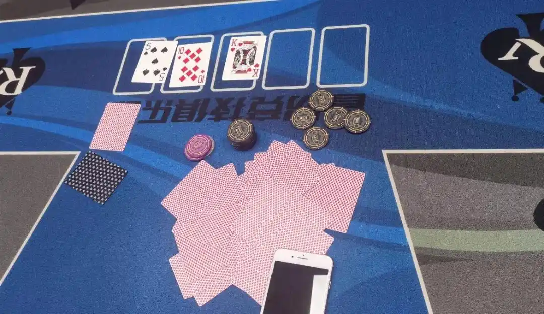 德州扑克赌博案_德州扑克赢奖励_孝昌警方端掉赌博窝点