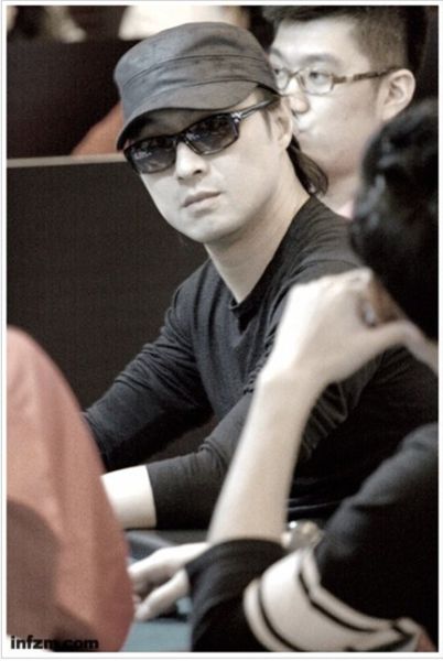 汪峰参加CPT比赛_德州扑克CPT比赛_德州扑克2014wsop冠军