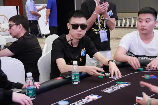 德州扑克技巧_德州扑克比赛奖金_tpt德州扑克第一名多少钱