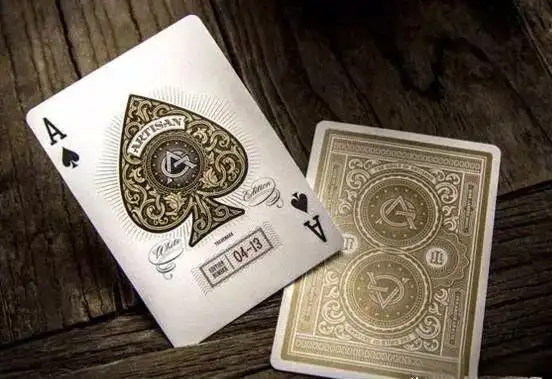 德州扑克 前注_德州扑克翻牌前加注战术_德州扑克听牌策略应用