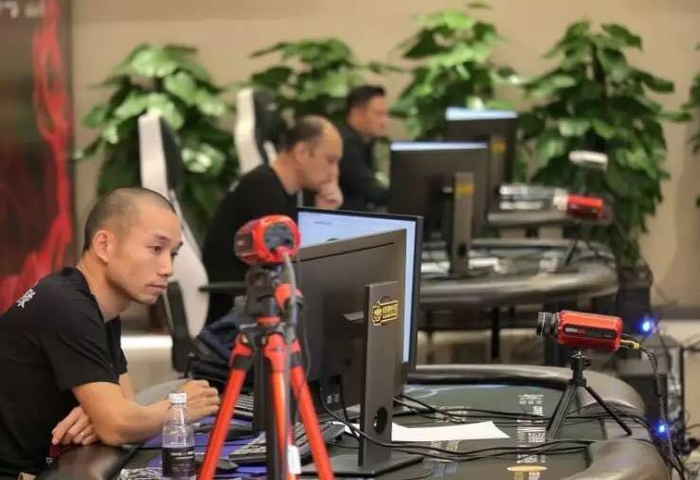 德州扑克人工智能Libratus_德州扑克中扑网_人机大战冷扑大师AI策略