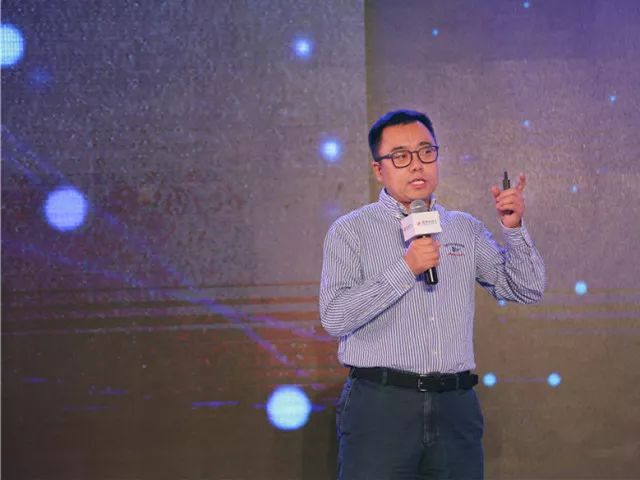 德州扑克中产阶级娱乐平台_德州扑克传奇_中产阶级社交娱乐新潮流
