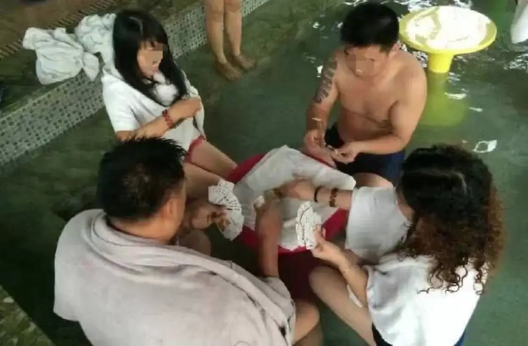 掼蛋游戏规则_金融圈掼蛋社交_德州扑克手游哪个好