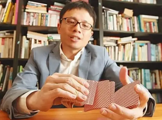 周胜馥 德州扑克 货拉拉_怎么玩德州扑克