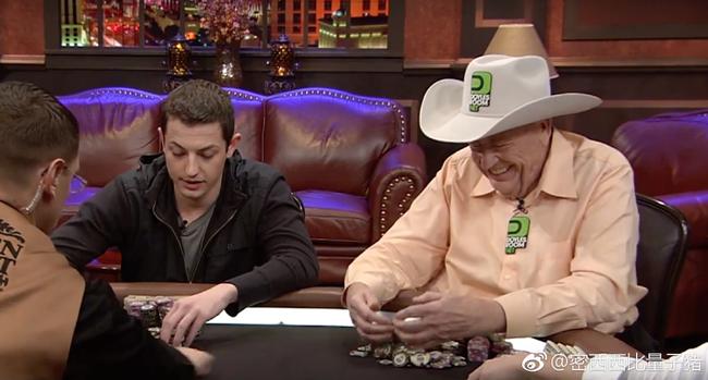 Doyle Brunson扑克教学_德州扑克tom dwan_Tom Dwan对决Doyle Brunson
