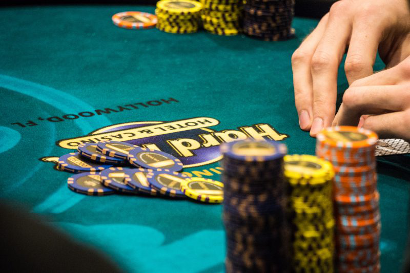 德州扑克盲注规则_PokerStars高速系列锦标赛策略_高速扑克锦标赛技巧